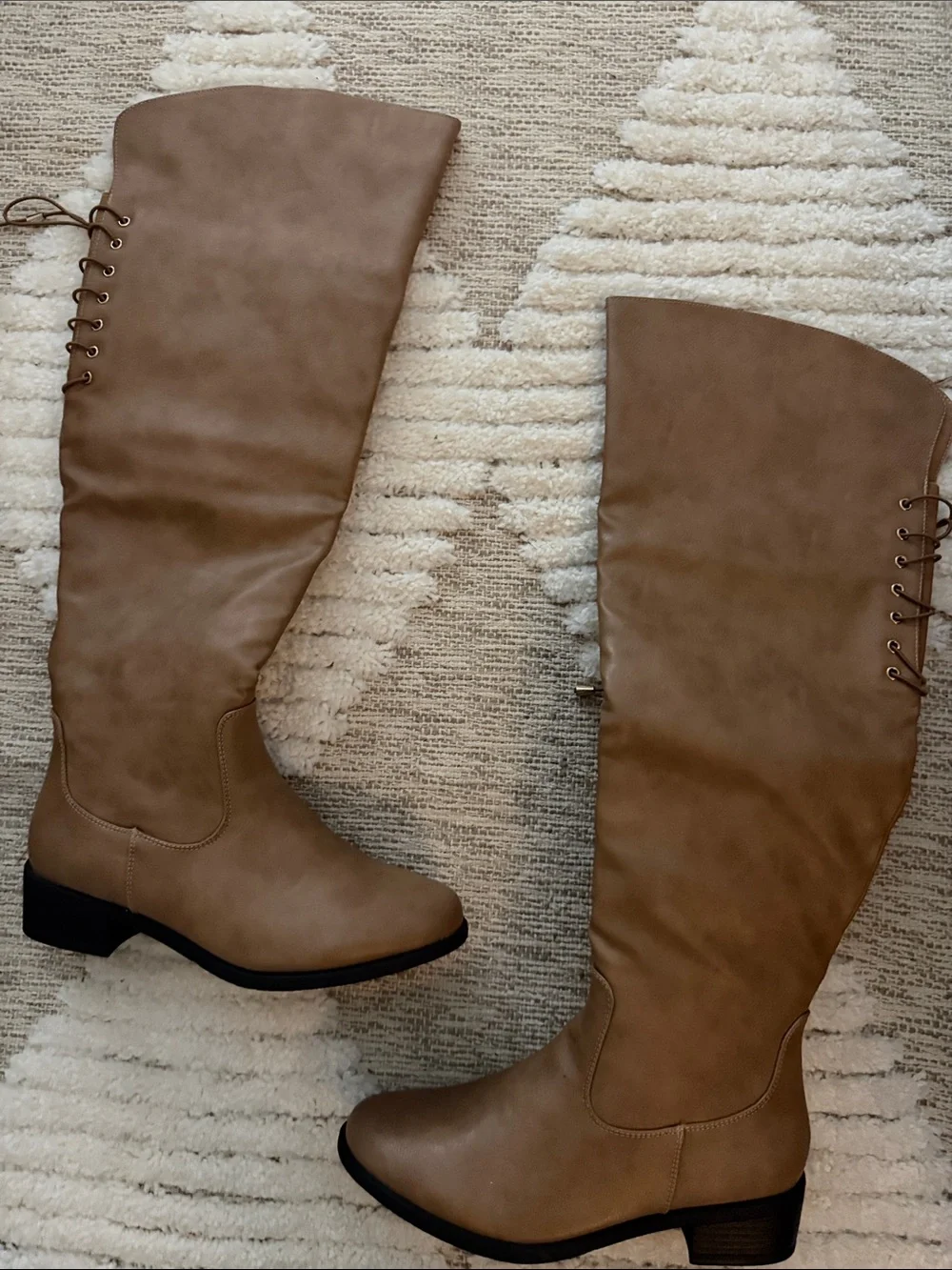 Women’s Tall Lace-Up Riding Boots — Tan